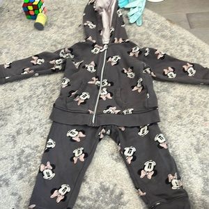 H&M Disney Minnie mouse sweatpants out outfit . size 12-18 months